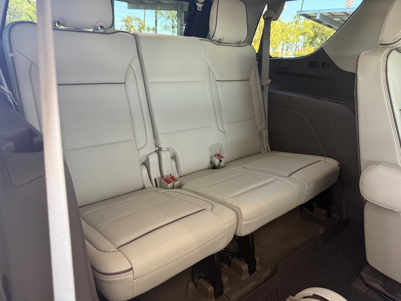 Used 2021 GMC Yukon Denali w/ LPO, Illumination Package AWD/4WD image 17