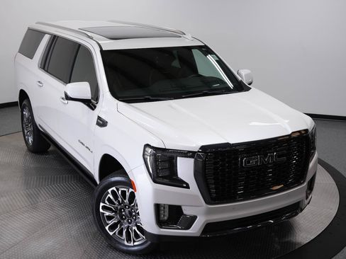 Used 2024 GMC Yukon XL Denali Ultimate AWD/4WD image 50
