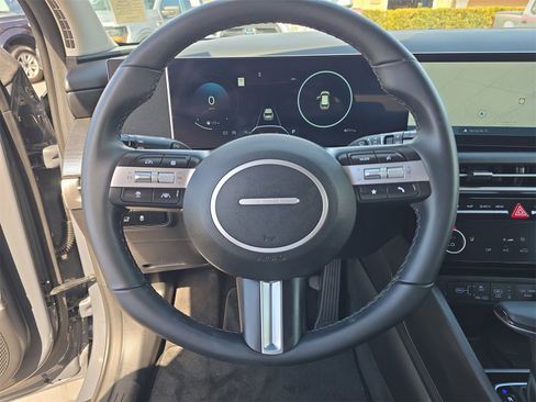 Used 2025 Hyundai Tucson SEL image 24