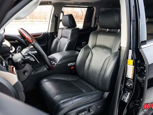 Used 2021 Lexus LX 570 4WD w/ Luxury Package image 4