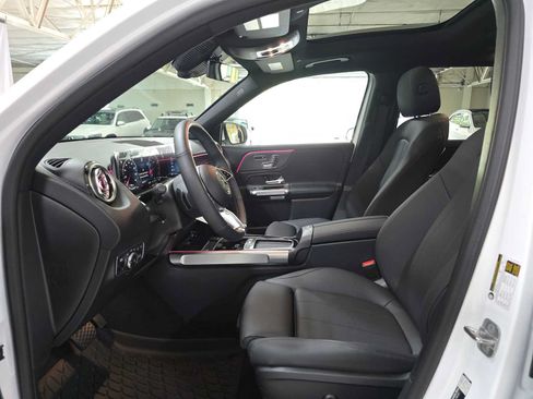 Used 2026 Mercedes-Benz GLB 250 4MATIC image 20