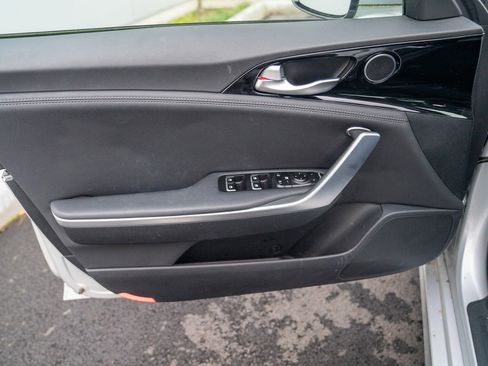 Used 2018 Kia Stinger image 10