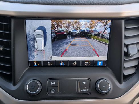 Certified 2023 GMC Acadia Denali w/ Denali Ultimate Package image 34