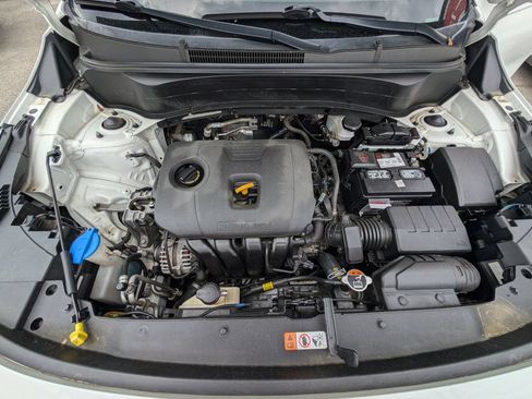 Used 2021 Kia Seltos S AWD/4WD image 10