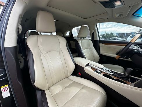 Used 2019 Lexus RX 350 FWD w/ Navigation Package image 31