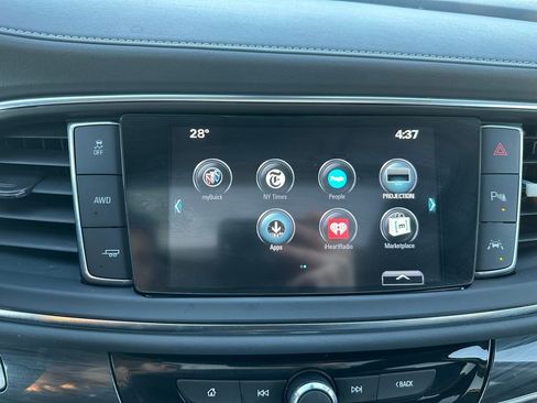 Used 2018 Buick Enclave Premium w/ Experience Buick Package image 20