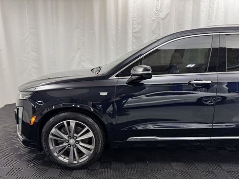 Used 2021 Cadillac XT6 Premium Luxury image 3