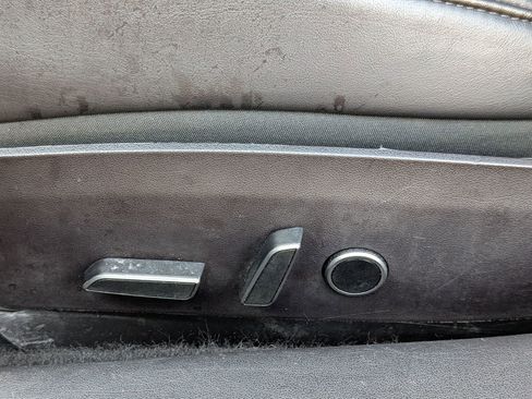 Used 2022 Tesla Model 3 Standard Range image 16