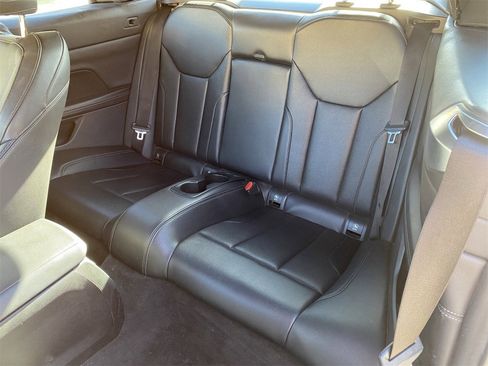 Used 2022 BMW 430i xDrive Convertible w/ Convenience Package image 13