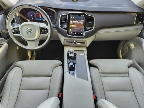 Used 2025 Volvo XC90 B6 Ultra w/ Lounge Package image 26