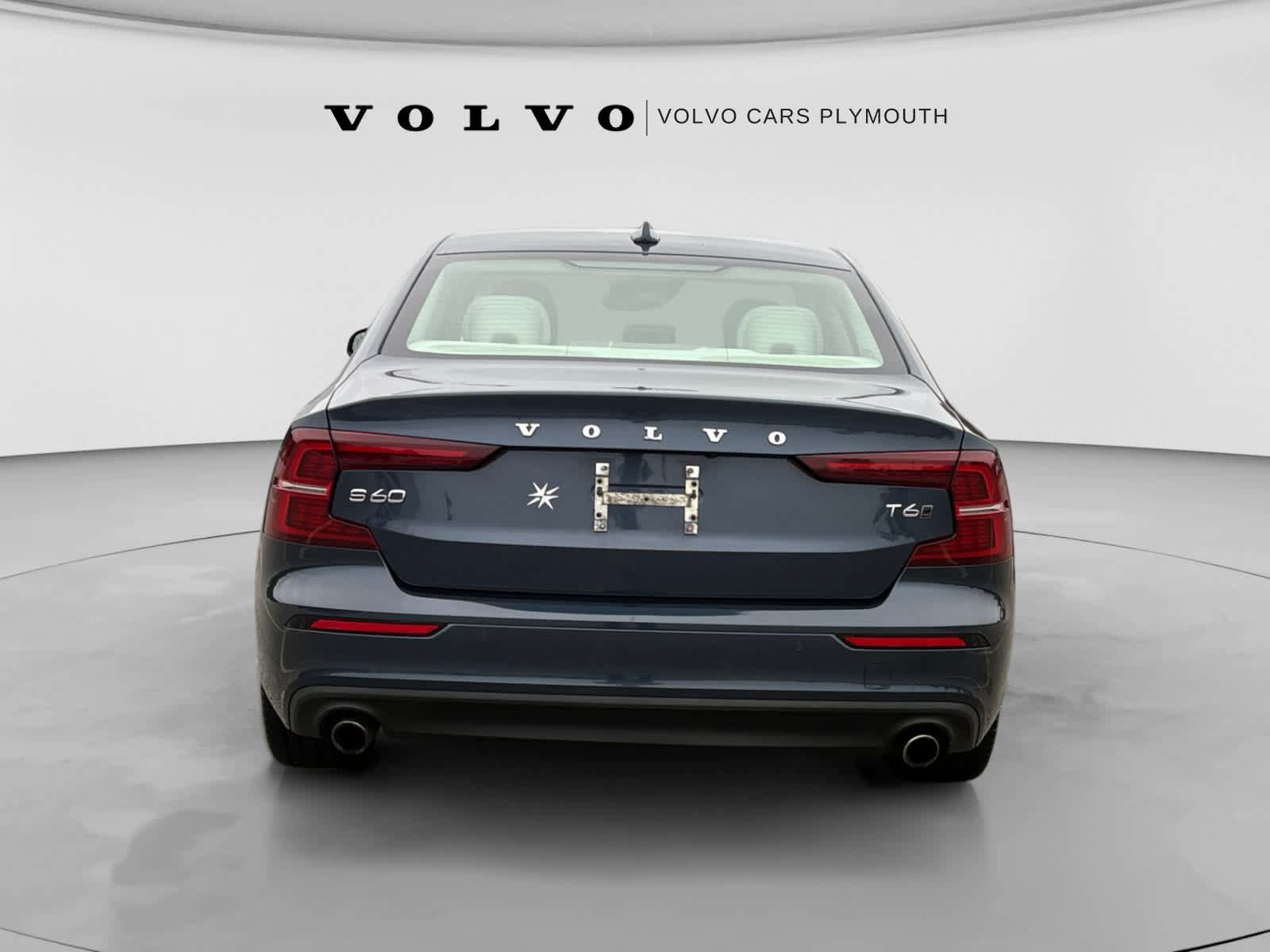Used 2021 Volvo S60 T6 Momentum w/ Premium Package AWD/4WD image 6