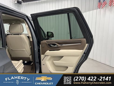 Used 2021 GMC Yukon Denali image 12