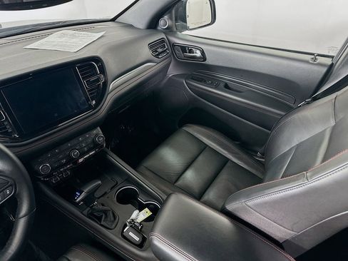 Certified 2025 Dodge Durango GT image 36