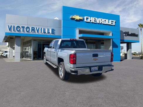 Used 2017 Chevrolet Silverado 1500 LT RWD image 8