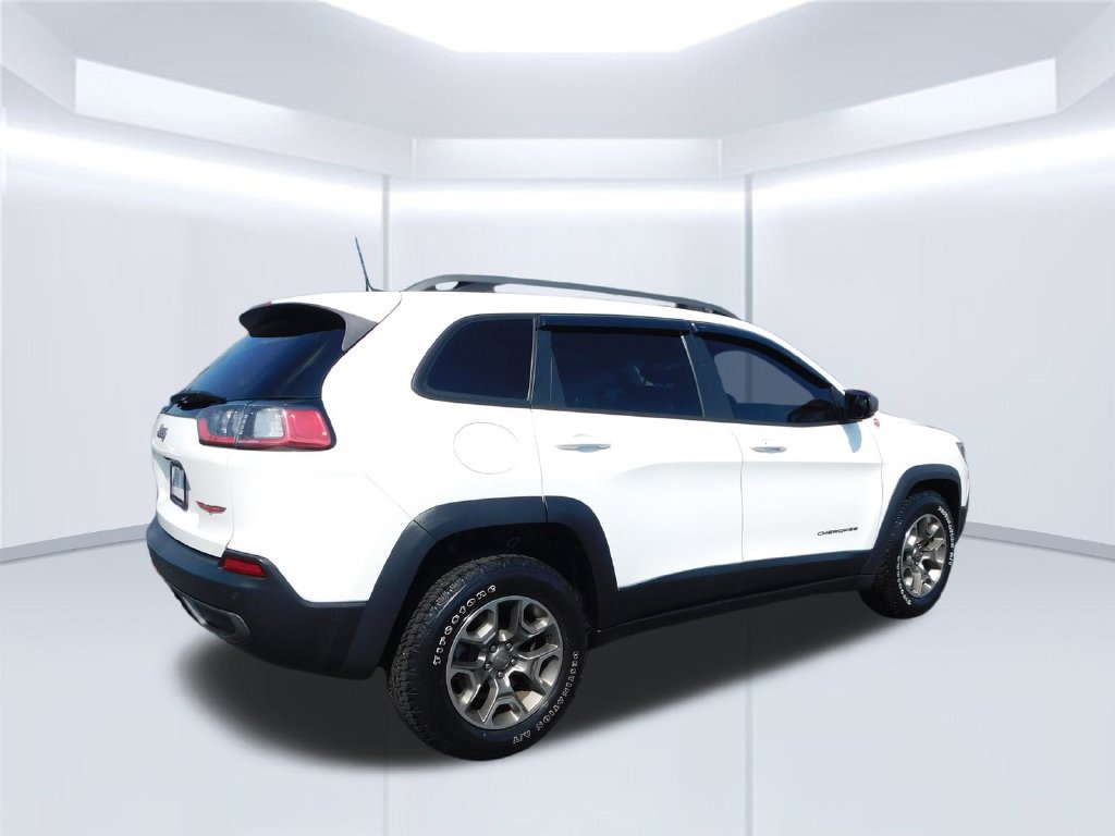 Used 2020 Jeep Cherokee Trailhawk w/ Cold Weather Group AWD/4WD image 3