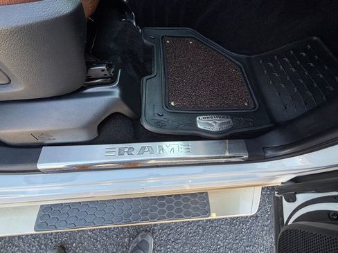 Used 2014 RAM 2500 Longhorn w/ Convenience Group image 20