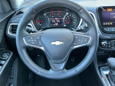 Used 2023 Chevrolet Equinox Premier AWD/4WD image 12