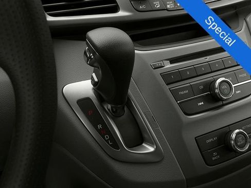 Used 2014 Honda Odyssey LX image 20