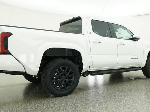 New 2026 Toyota Tacoma SR5 RWD image 44