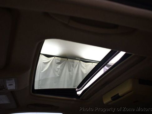 Used 2012 Toyota Highlander Limited w/ Tow Pkg image 50