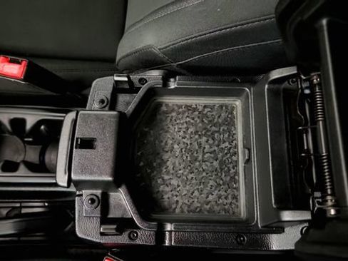 Used 2019 Jeep Wrangler Unlimited Sport S AWD/4WD image 65