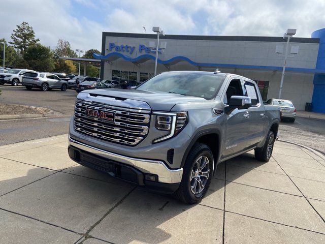 Used 2026 GMC Sierra 1500 SLT AWD/4WD image 3