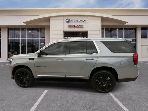 Certified 2023 GMC Yukon SLT RWD image 9