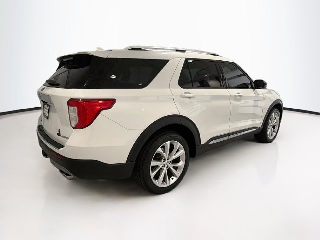 Used 2023 Ford Explorer Platinum w/ Technology Package AWD/4WD image 6