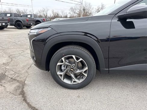 New 2026 Chevrolet Trax LT image 29