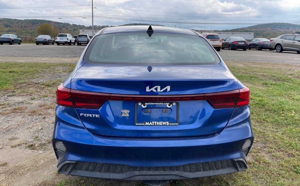 Used 2023 Kia Forte LXS FWD image 6
