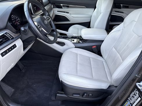 Used 2021 Kia Telluride EX w/ EX Premium Package image 9