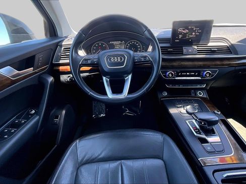 Used 2018 Audi Q5 2.0T Premium AWD/4WD image 5