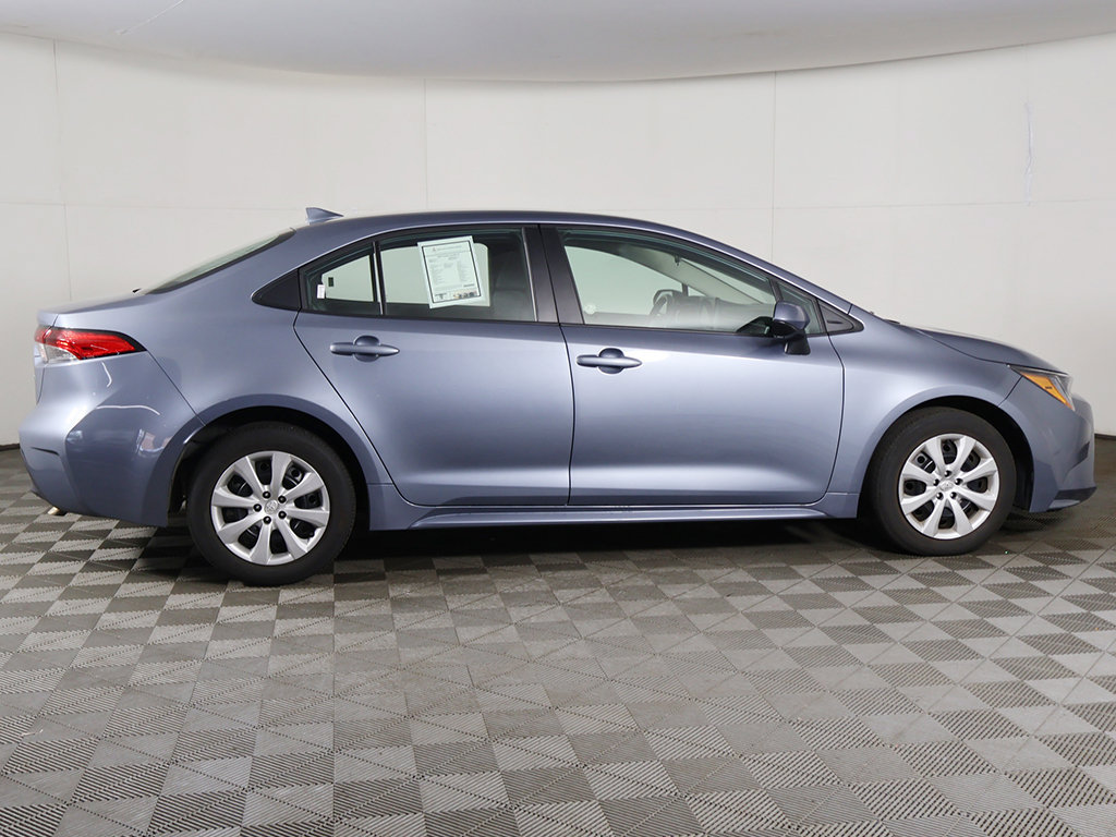 Used 2025 Toyota Corolla LE FWD image 15
