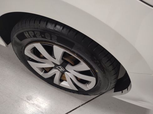 Used 2024 Honda Civic LX image 14