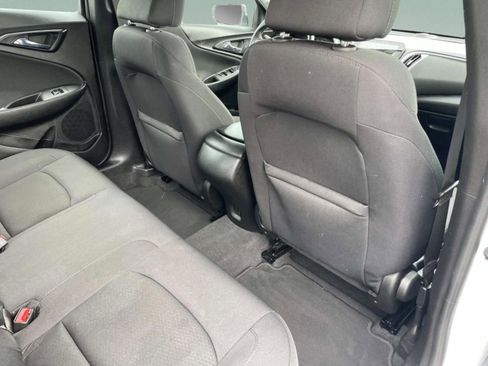 Used 2022 Chevrolet Malibu RS FWD image 14