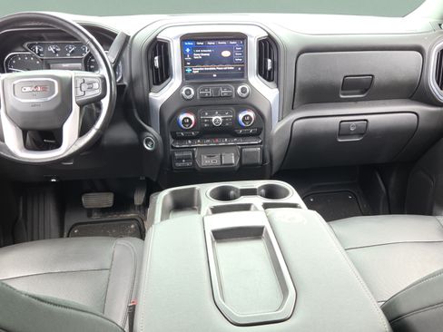Used 2021 GMC Sierra 1500 SLT w/ X31 Off-Road Package AWD/4WD image 12