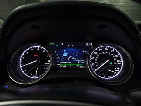 Used 2022 Toyota Camry LE image 22