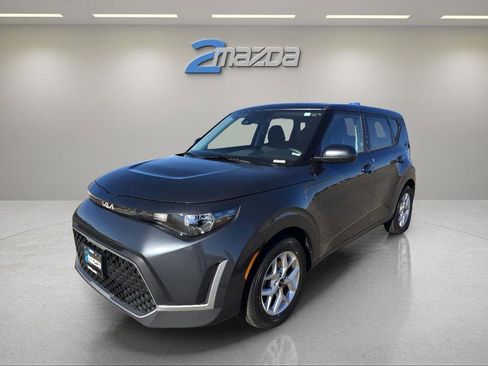 Used 2024 Kia Soul LX w/ Option Group 015 image 1