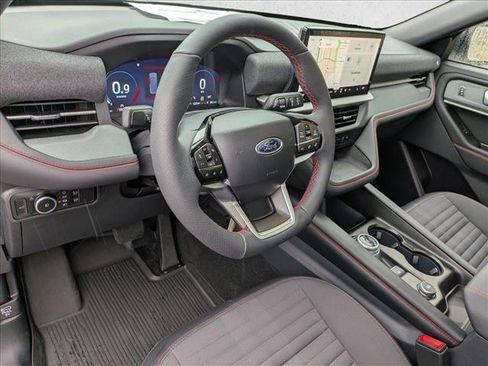 New 2026 Ford Explorer ST-Line w/ ST-Line Street Pack AWD/4WD image 3