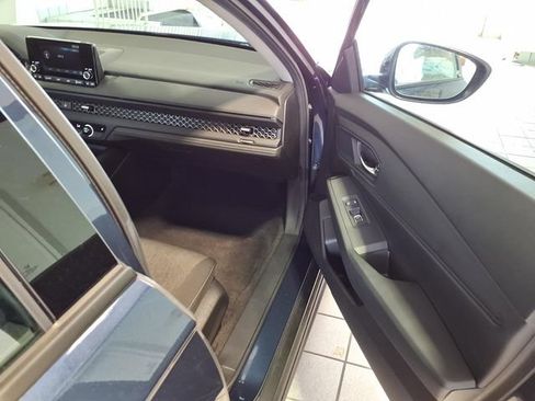 Certified 2024 Honda Accord EX image 21