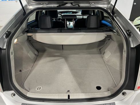 Used 2012 Toyota Prius Four image 30