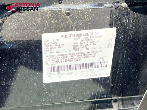 Used 2022 Lincoln Nautilus Reserve w/ Monochromatic Package image 42