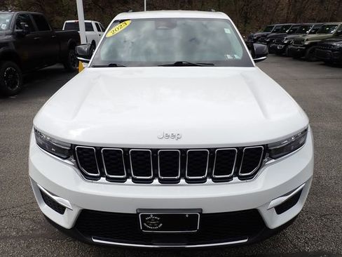 Certified 2023 Jeep Grand Cherokee Limited AWD/4WD image 10