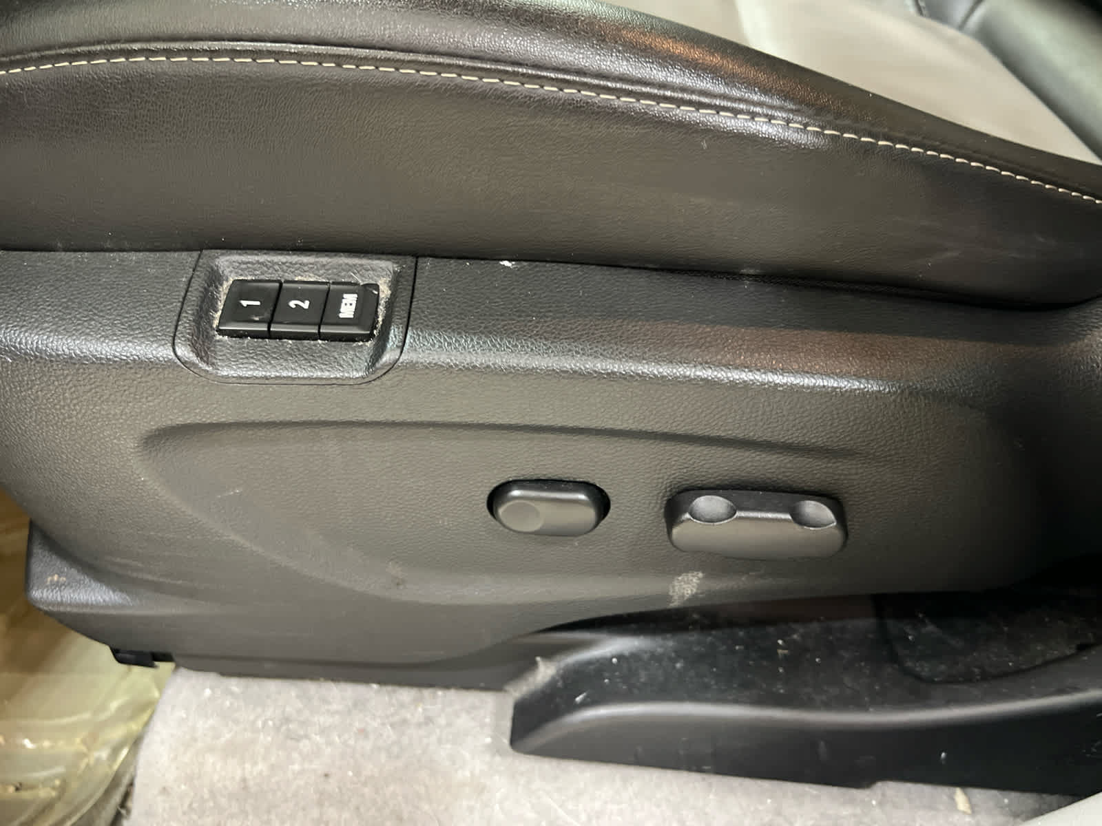 Used 2016 Buick Encore Premium AWD/4WD image 13