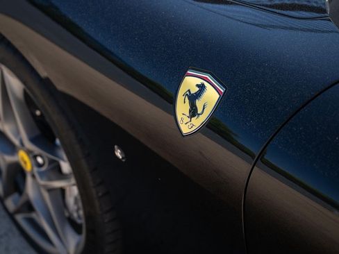 Used 2025 Ferrari Roma Spider RWD image 20