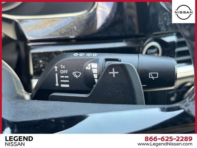 Used 2024 Nissan Pathfinder SL AWD/4WD image 25