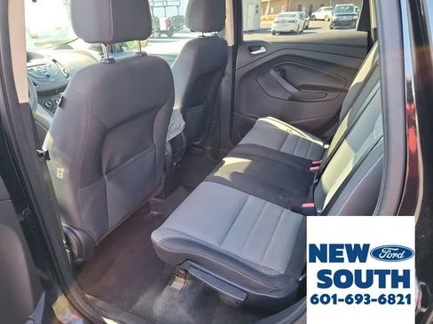 Used 2013 Ford Escape SE image 19