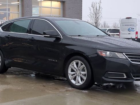 Used 2017 Chevrolet Impala LT image 9