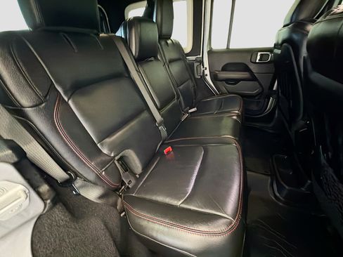 Used 2021 Jeep Wrangler Unlimited Rubicon image 14