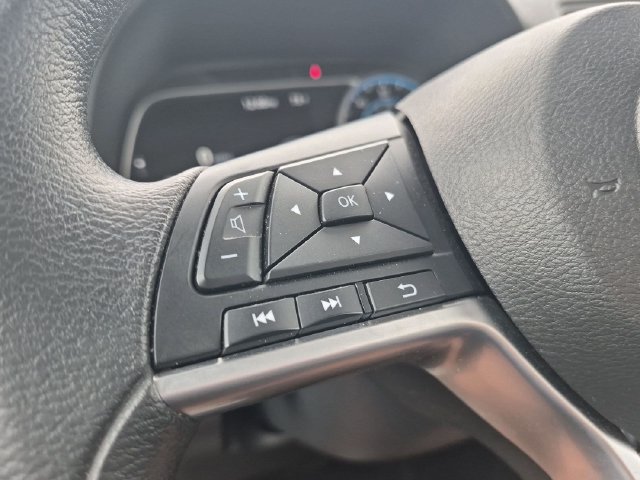 Used 2025 Nissan Leaf S FWD image 20